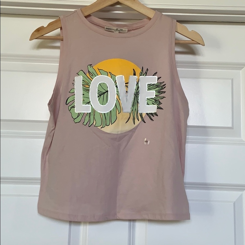 ☀️ 3/$36 or 2/$30 
NEW EXPRESS Crop Tank Dusty Pink sz XS